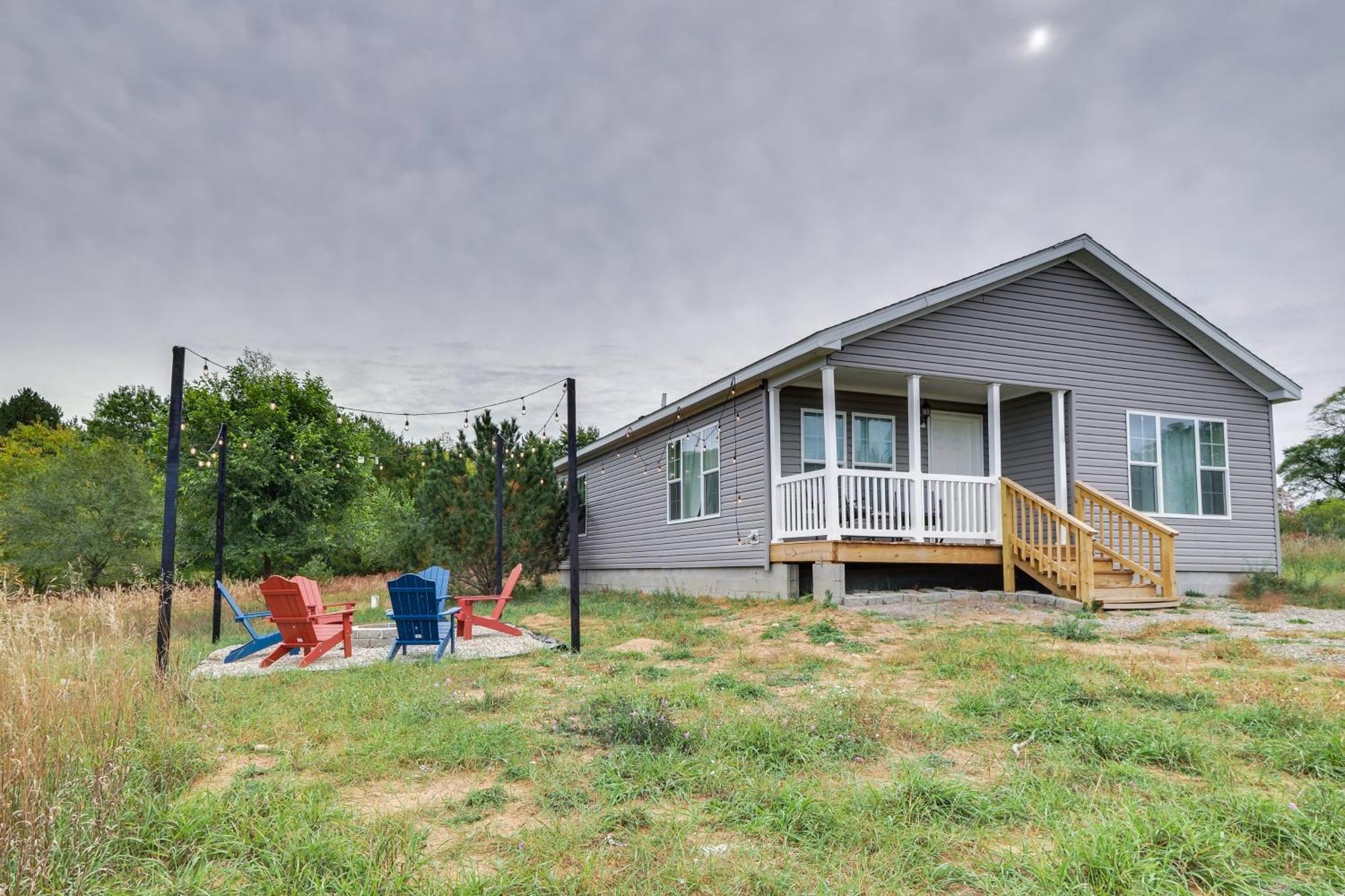 Family Home In Rapid City About 4 Mi To Torch Lake! Экстерьер фото